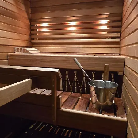 Апартаменты Aura With River View, Sauna & 3 Bedrooms Рованиеми