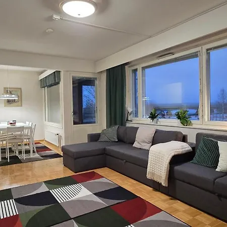 Aura With River View, Sauna & 3 Bedrooms Apartamento